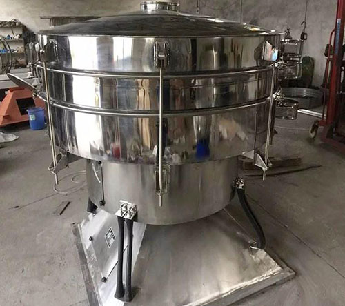 摩擦有靜電的塑料顆粒粉末選用什么篩分機(jī)效果好，多少錢(qián)？